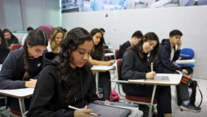 Prazo para pedir isenção da taxa do Enem termina hoje