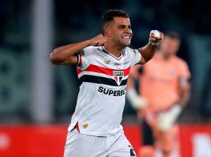 Com gol de Alisson, São Paulo estreia com vitória na Copa Libertadores