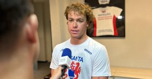Unisanta contrata nadador olímpico australiano para a disputa do Troféu Maria Lenk