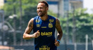Neymar posta foto treinando e dá indireta aos críticos: ‘A felicidade incomoda demais’