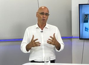 Farid quer resgatar orgulho do morador de Guarujá