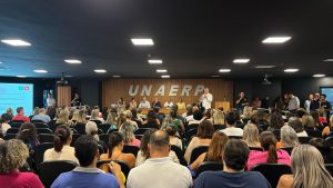 Guarujá lança programas de valorização e formação para educadores