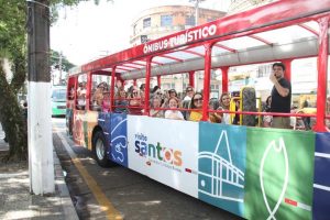 Santos prevê até 378 mil turistas na cidade durante feriado