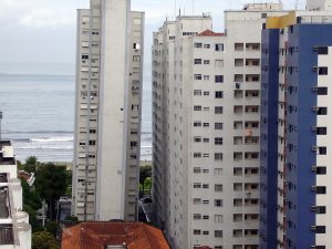 Santos fecha parceria com BNDES para realinhar prédios tortos