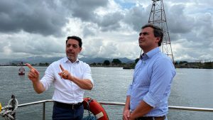 Presidente da Comissão de Viação e Transportes visita Porto de Santos