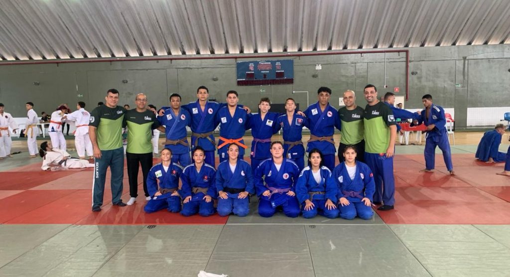 Judô santista domina etapa regional dos Jogos da Juventude