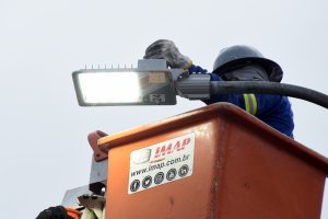 PG inicia nova etapa de modernização da iluminação pública