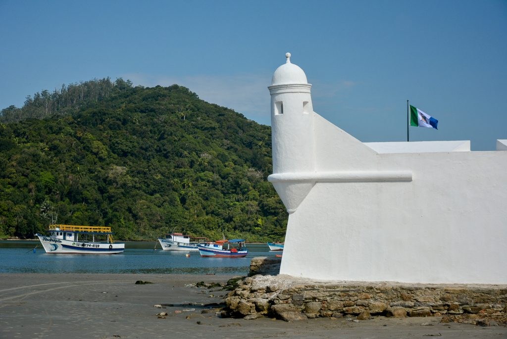 Bertioga: Forte São João ganha ponto de recicláveis por turismo sustentável
