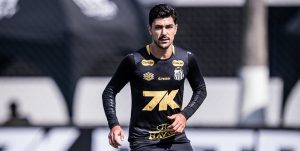 Santos quita dívida com Arouca e aguarda fim do transfer ban