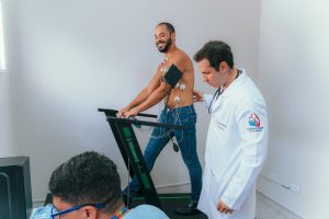 Bertioga inaugura sala de teste ergométrico na Unidade de Especialidades Médicas