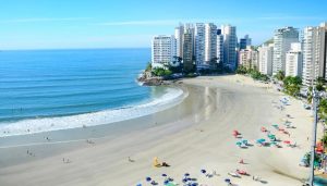 Guarujá oferece curso pioneiro aos ambulantes