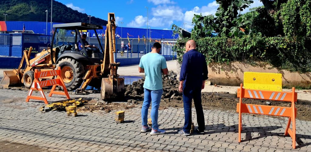 Guarujá limita trânsito de caminhões em rua do Jd. Conceiçãozinha