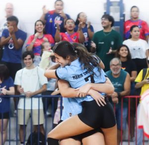 Rodada intensa de futsal masculino e feminino agita os Jogos da Unisanta dessa sexta-feira