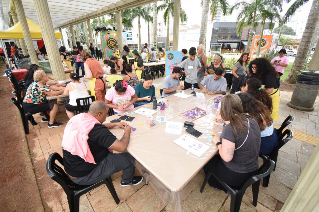 Circuito Sesc traz show internacional a Praia Grande