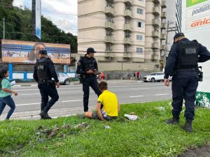 Homem é preso pela GCM por furto de cabeamento no Itararé