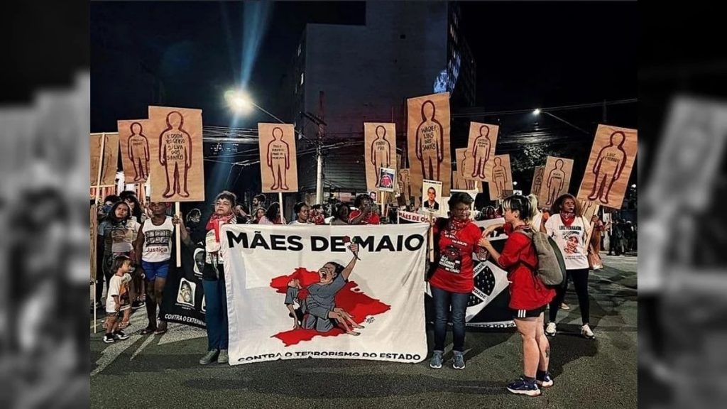 Mães de Maio fazem ato para cobrar respostas sobre crimes de 2006