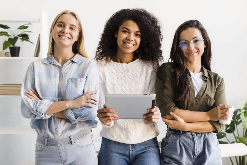 Encontro em Santos discute maternidade e empoderamento no trabalho