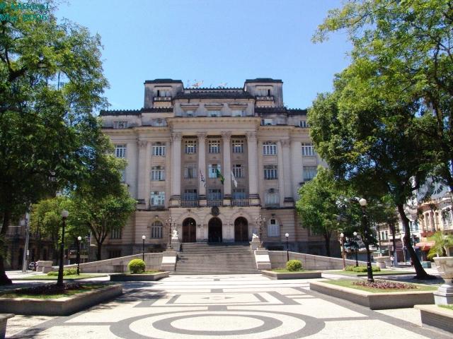 Prefeitura de Santos convoca 110 aprovados em concurso