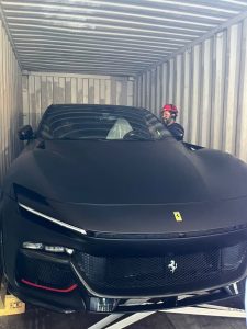 Neymar compra Ferrari avaliada em R$ 7,5 milhões; conheça detalhes do carro