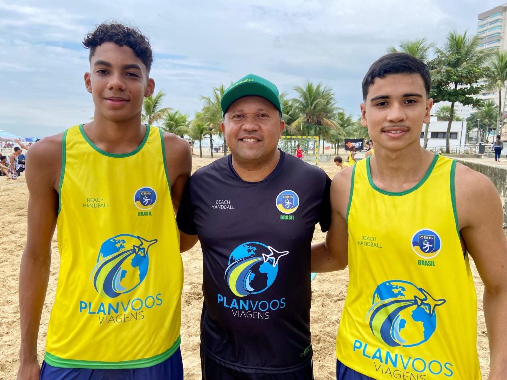 Com trio de Praia Grande, Brasil brilha no Mundial Juvenil de handebol de praia