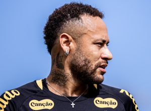Neymar testa negativo para covid-19 e pode retomar atividades com o Santos