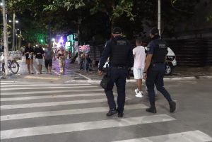 Guarujá avalia estender operação de segurança