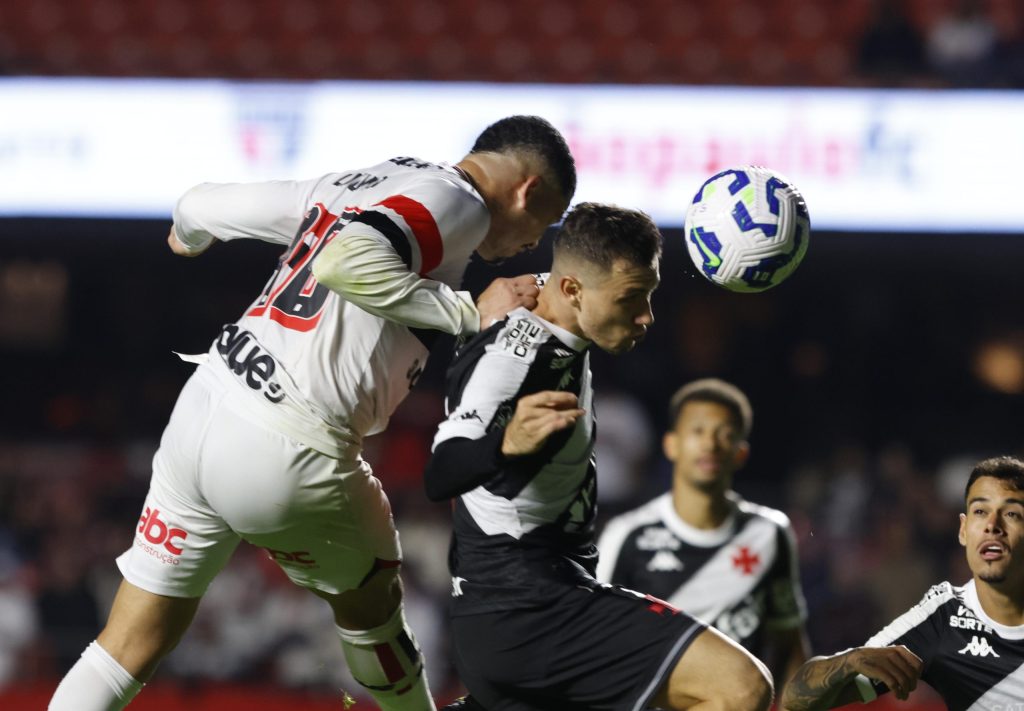 Tricolor é apático e sofre derrota vergonhosa no MorumBIS