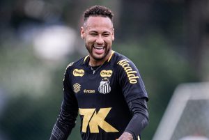 Neymar se emociona ao falar de renovação no Santos