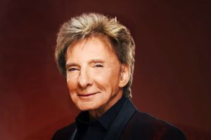 Barry Manilow chega aos 82 anos e prepara turnê de despedida
