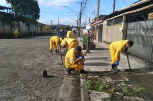 Sesep realiza serviços de zeladoria em bairros de cubatão