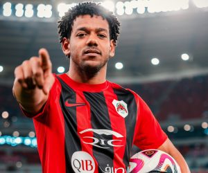 Santos avalia contratação de Romarinho, ex-Corinthians, para reforçar o ataque