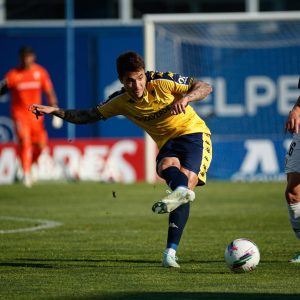 Vinicius Zanocelo, do Santos, retorna de empréstimo do Estoril e desperta interesse de clubes europeus