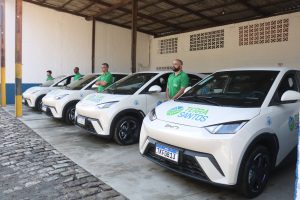 Limpeza urbana de Santos substitui frota de apoio por carros elétricos