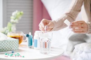 Impactos da automedicação e consequências para a saúde pública
