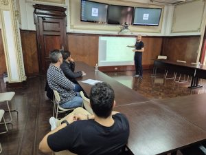 Cubatão conhece modelo de transparência da gestão de Santos