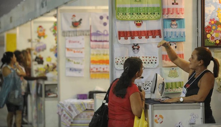 Projetos incentivam negócios liderados por mulheres | Jornal da Orla