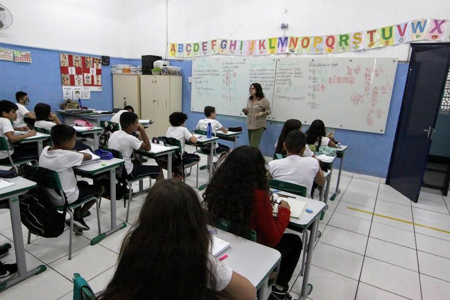 Reclassificação atende pedido dos educadores de Santos