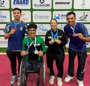 Mesatenistas paralímpicos de Santos faturam sete medalhas na Argentina