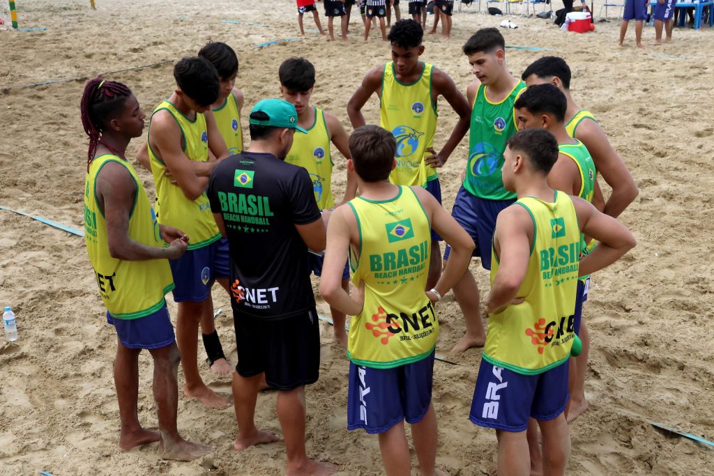 Atleta da Praia Grande é convocado para mundial de Handebol de Praia, na China