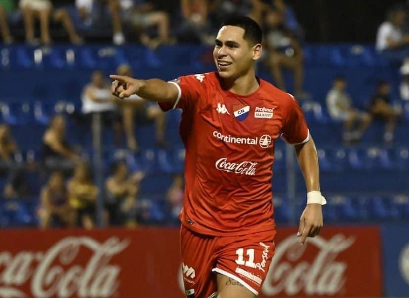 Santos contrata o atacante paraguaio Gustavo Caballero