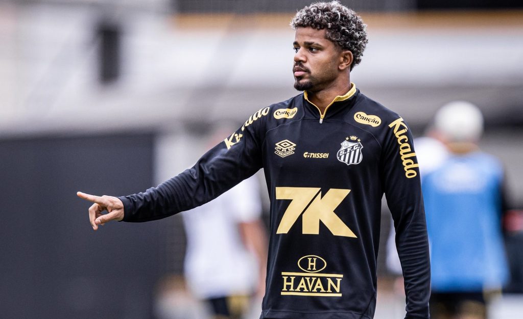 Santos acerta empréstimo de Kevyson para o Sport de Recife
