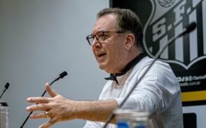 Marcelo Teixeira defende nova arena do Santos: ‘Não podemos mais depender de outros clubes’