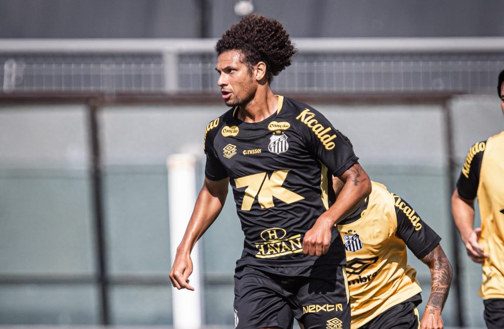 Willian Arão não deve estrear pelo Santos na quarta-feira
