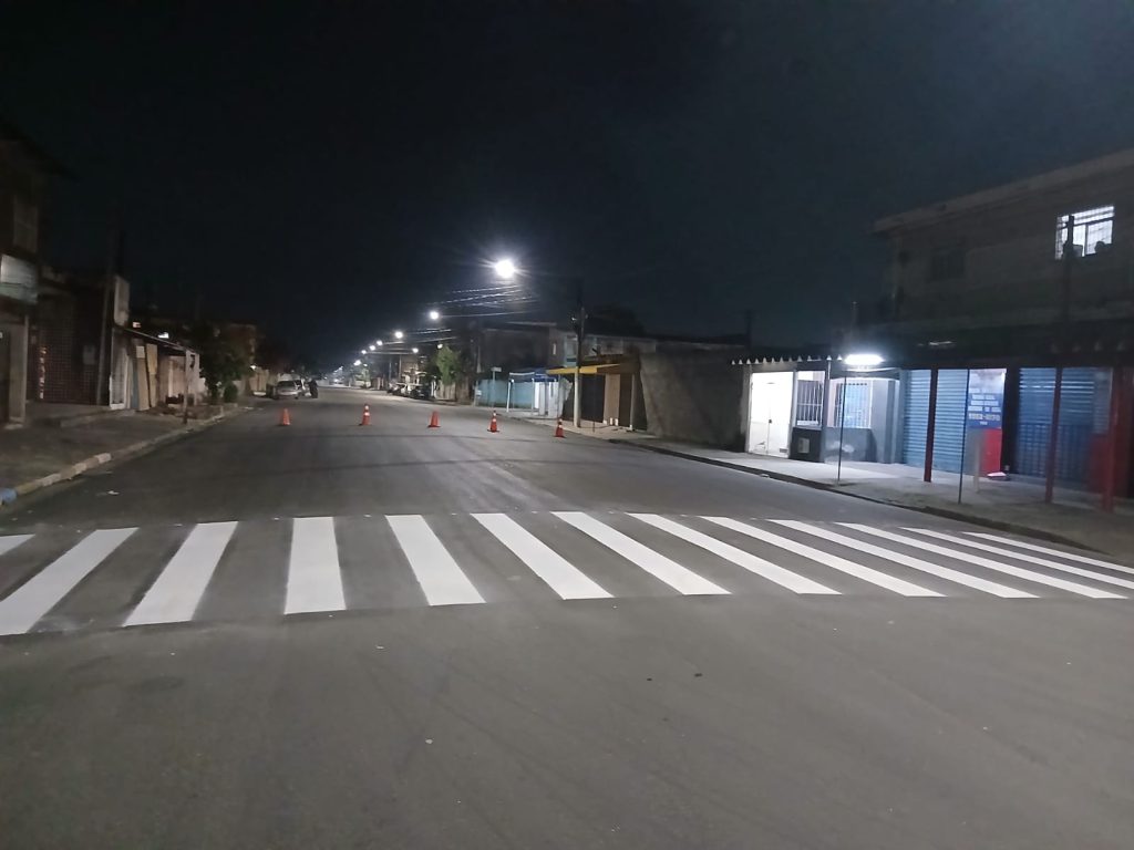 Ruas de Vicente de Carvalho ganham nova sinalização