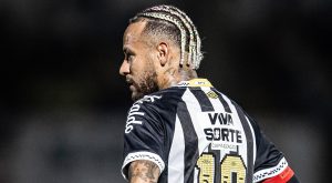 Neymar se incomoda com pergunta sobre físico e lamenta derrota do Santos: ‘Faltou tudo’