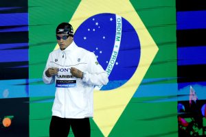 Guilherme Caribé, nadador de Santos, chega à final do Mundial