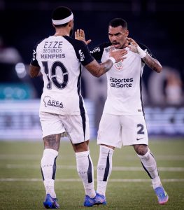 Corinthians arrisca titulares para buscar empate contra o Botafogo pelo Brasileirão
