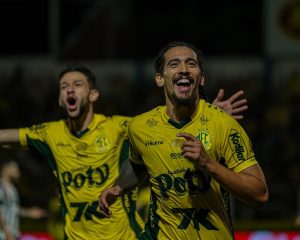Santos é atropelado pelo Mirassol em noite pouco inspirada de Neymar