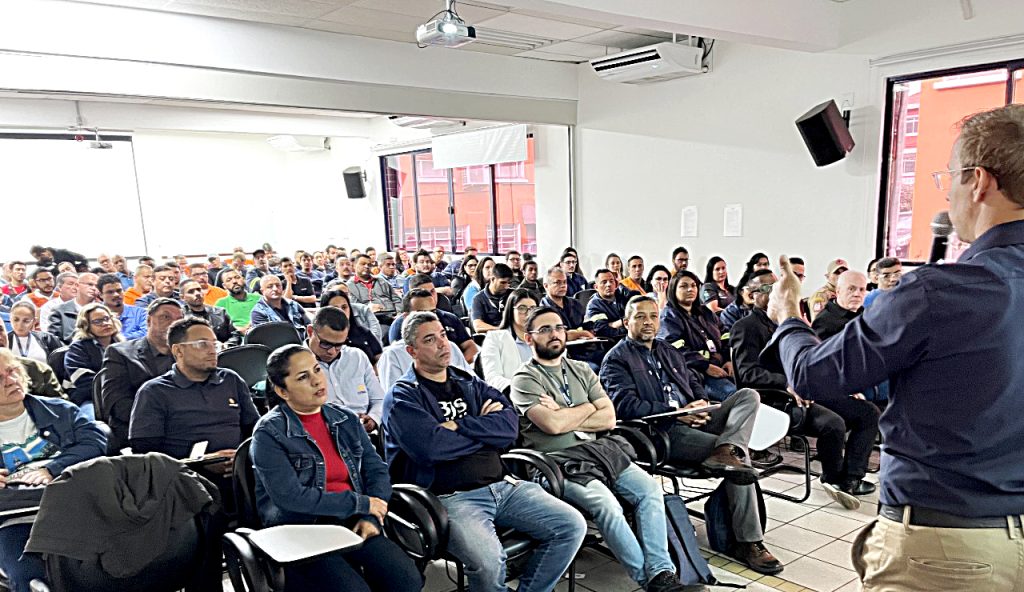 Workshop reforça protocolos de emergência com amônia