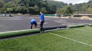 Novo campo de grama sintética reforça futebol de várzea na Caneleira